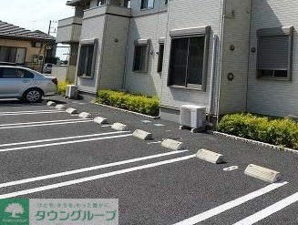 ウイングリバ-Iの物件内観写真